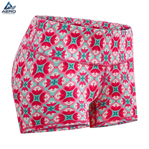 Short de fitness pour femme, produit tendance, sublimation, personnalisable, de qualité supérieure, dernier style, très vendu - Product Image 4