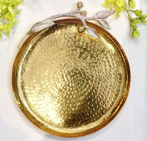 Ensemble de plateaux de service ronds en métal, finition polie faite à la main, design moderne pour la salle à manger et la décoration - Product Image 5