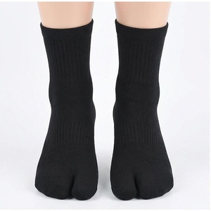 Black 5 Toe Crew <b>Socks</b> Solid Color Breathable Knitted Cotton Adult Casual <b>Socks</b> for Daily Life Autumn Season - Product Image 1