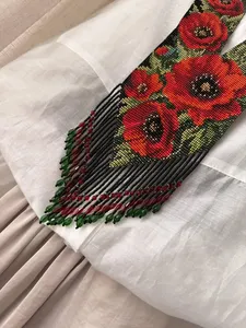 Collar Gerdan ucraniano único con cuentas, flores rojas, hecho a mano con cuentas de semillas, joyería floral étnica para boda - Product Image 5