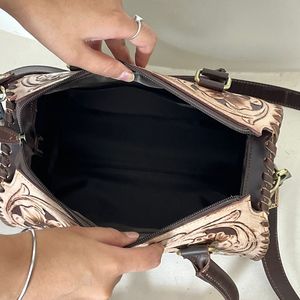 Ensemble de 3 sacs de voyage en cuir artisanal, style classique pour femme, sac bandoulière et sac de voyage assortis, prix d'usine en gros - Product Image 6