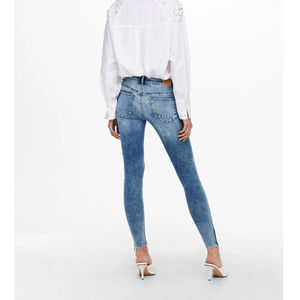 Jeans à fentes pour femmes, taille normale, couleur unie, pantalon crayon pour femmes, jeans skinny, pantalon en denim pour femmes avec service OEM - Product Image 3