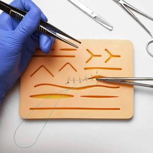 Kit de pratique de suture chirurgicale réutilisable, coussin de suture en silicone, ensemble d'instruments en acier inoxydable pour débutants et avancés en médecine - Product Image 6
