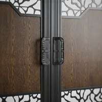 Portail Principal Moderne de Luxe en Fer Forgé avec Panneaux Décoratifs en Métal et Finition Bois, Portail d'Entrée Résidentiel Élégant
