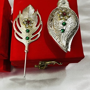 Élégant ensemble de broches décoratives argentées à motifs feuilles et cachemire, ornées de pierres multicolores, pour tenues de fête et style ethnique - Product Image 1