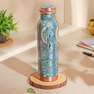 Bouteille d'eau indienne traditionnelle artisanale en cuivre pur à 100 % de qualité supérieure, écologique, avec couvercle compatible lave-vaisselle pour une consommation quotidienne saine - Product Image 5