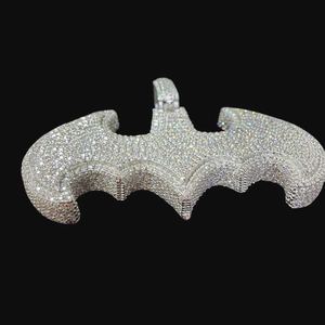 Pendentif chauve-souris en moissanite, style hip-hop glacé, collier gothique, pendentif de luxe pour hommes et femmes - Product Image 1