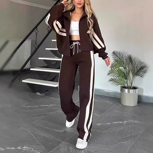Conjunto Deportivo Verde para Mujer, Estilo Deportivo Holgado con Mangas Largas y Rayas Blancas, Cintura con Cordón Ajustable, Ropa de Otoño - Product Image 2
