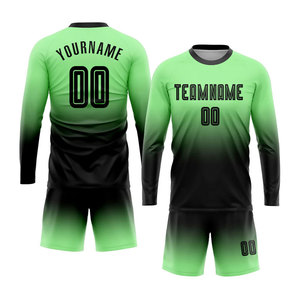Vente flash - Ensemble de maillots de football respirants à manches courtes, logo personnalisé imprimé, 100% polyester, vêtements de football de qualité à prix abordable - Product Image 1