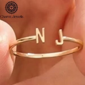 Bague de fiançailles unisexe Charm_Jewells en argent plaqué or 22 carats avec moissanite taille coussin, sertie à griffes, certifiée IGI, 3 grammes - Product Image 4
