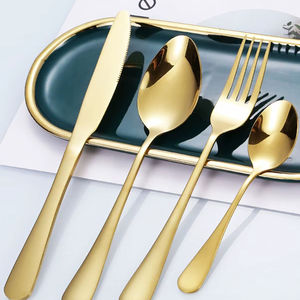 Juego de Cubiertos de Lujo Dorados y Negros para Exportación de Fábrica, Vajilla para Mesa de Comedor, Venta al por Mayor - Product Image 1