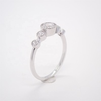 Bague tendance en argent sterling 925 plaqué or et rhodium, style classique 2025, avec trois pierres en zircon et grappe de zircons, plaqué or 4 couches de qualité