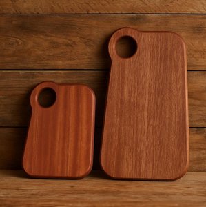 Tabla de Cortar de Madera de Acacia Ecológica, Apta para Lavavajillas, con Mango de Acero Inoxidable - Tabla para Servir Charcutería y Decoración de Cocina - Product Image 1