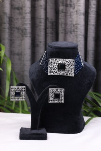 Geometric Crystal Rhinestone <b>Necklace</b> <b>Earring</b> <b>Set</b> <b>Silver</b> Plated Zinc Alloy Women's Party Jewelry Trendy Fashion Jewelry - Product Image 5