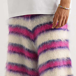 Shorts de Mohair con Marca Personalizada, Corte Relajado, Estética Moderna, Venta al por Mayor Internacional - Product Image 4