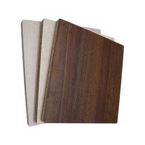 Tablero de aglomerado melaminizado MFC de alta demanda, ideal para proyectos residenciales, comerciales e industriales - Product Image 1