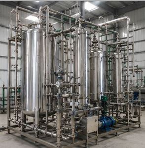 Installation motorisée de haute qualité pour l'extraction de citronnelle avec réservoir de macération et système de trempage - Product Image 5