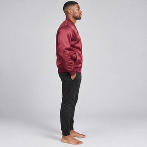 Chaqueta de satén para hombre con tela suave, diseño elegante, ajuste cómodo, costuras duraderas y acabado premium para uso casual. - Product Image 2