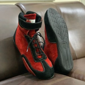 Bottes moto noires à lacets en cuir véritable avec semelle extérieure en caoutchouc respirante, doublure Nomex, fermeture auto-agrippante, bout fermé, antidérapantes en EVA - Product Image 3