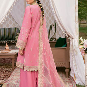 ชุดลำลองสำหรับผู้หญิงมุสลิม ชุดสัลวาร์ คามีซแบบปากีสถาน พร้อมผ้าคลุมไหล่ 3 ชิ้น - Product Image 2