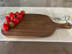 Tabla de Cortar de Madera Ideal para Uso Doméstico y Profesional que Ofrece Durabilidad, Estilo y Versatilidad en las Cocinas - Product Image 3