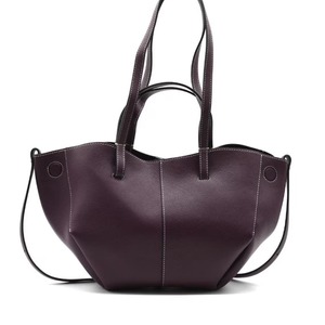 Sac à main en cuir pour femmes, tendance et élégant, sac à bandoulière de créateur pour un usage décontracté et formel, disponible au meilleur prix - Product Image 4