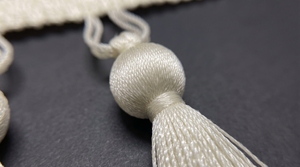 Bordure en dentelle 100% polyester de qualité supérieure avec pompons faits à la main, bordure décorative de 3 pouces pour rideaux et décoration intérieure - Product Image 5