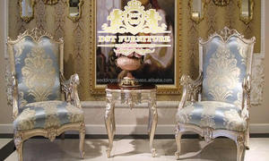 Juego de mesa de consola clásica de estilo italiano con sillas Juego de tocador y espejo italiano de gama alta Sillas de brazo de lujo Consola EE. UU. - Product Image 4