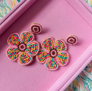 Pendientes de Aro con Cuentas y Bordado Floral, Estilo Moderno y Lujoso, para Bodas, Fiestas, Eventos y Regalos - Product Image 1