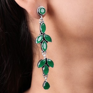 Boucles d'oreilles pendantes multicolores en argent oxydé pour femmes, fabrication en gros |   Fournisseur direct d'usine en gros, vente en gros - Product Image 4