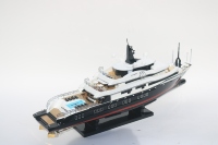 Modelo de Yate a Motor de Madera Alfa Nero Hecho a Mano - Maqueta de Superyate de Lujo para Decoración de Hogar u Oficina