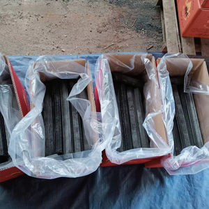 Charbon de bois en briquettes de sciure (bois dur) - Charbon sans fumée fabriqué à la machine à Hanoï, Vietnam, pour barbecues - Meilleur prix - Product Image 4