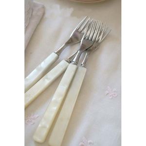 Couverts en acier inoxydable de haute qualité, plaqués argent, polis miroir, design moderne et simple, manche découpé, couteau, fourchette - Product Image 4