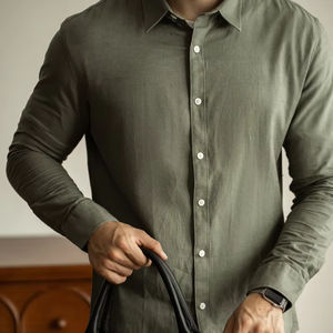 Chemises habillées à manches longues pour hommes en lin 100% de luxe, personnalisables avec logo, boutonnées, respirantes, décontractées, anti-boulochage, pour l'été – Vente en gros - Product Image 1