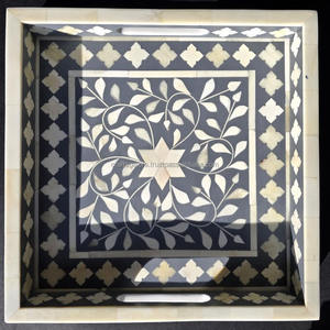 Ensemble de plateaux ronds faits à la main avec incrustation de nacre et motif feuille, plateaux de service décoratifs en MDF faits à la main pour la décoration intérieure, vente en gros depuis l'Inde - Product Image 3