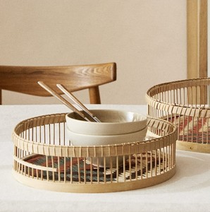 Ensemble de plateaux en bambou tressés à la main du Vietnam plateaux ronds compostables avec poignée prêts à être importés - Product Image 5