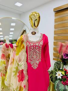 Conjunto de Salwar Kameez Bordado con Dupatta Floral, Vestido Tradicional Pakistaní para Mujer, para Fiestas y Bodas, en Seda Chinon Pesada - Product Image 4