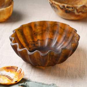 Tazón de resina epoxi artístico y moderno para una experiencia gastronómica única que mejora la presentación con arte en resina. - Product Image 2