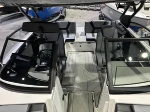 Los Barcos Yamahaas 222XD Más Vendidos del 2026, 3 Años de Garantía, hasta 10 Pasajeros, Listos para Enviar - Product Image 5