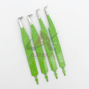 Pinzas para Extensión de Pestañas de Volumen Ruso de 90 Grados, con Diseño CNC de Precisión, de Acero Inoxidable - Product Image 1