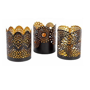 Bougeoir chauffe-plat noir moderne Bougeoir votif en fer à motif incurvé pour le salon Fête de mariage Noël - Product Image 1