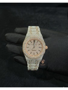 Montre de luxe haut de gamme en moissanite, personnalisée en argent sterling, style hip-hop, en vente - Product Image 4