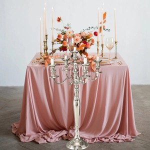 Candélabre décoratif en métal à cinq bras de luxe pour mariage, maison et décoration d'événements au meilleur prix - Product Image 2