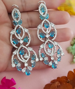 Aretes Colgantes de Moissanita Plateados en Plata de Primera Calidad, Elegantes y Atractivos, para Mujer, Ideales para Fiestas y Eventos Nocturnos, Colección de Moda - Product Image 2