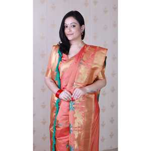 Sari en soie douce couleur pêche Elite Weaves avec robe de bal tissée Zari Kamdhenu Weaves 650g - Product Image 3