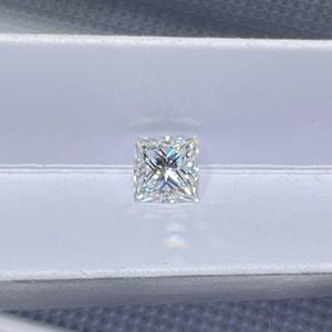Diamante Cultivado en Laboratorio Princess de 1.5CT, D VVS1, Certificado IGI, CVD 3EX, Corte Excelente, Proveedor Mayorista para Compradores Internacionales de Diamantes - Product Image 6