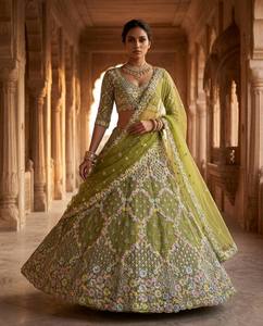 Élégant Lehenga Choli bleu marine en faux georgette, longueur ras du sol, broderie dorée, infroissable, séchage rapide, pour mariage indien pakistanais - Product Image 6