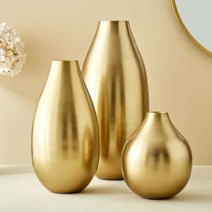 Modernos Jarrones de Latón para Suelo y Mesa, Hechos a Mano, Acabado Dorado, Decorativos para el Hogar y Restaurantes, Portátiles para Bodas, FASHION CRAFT - Product Image 1