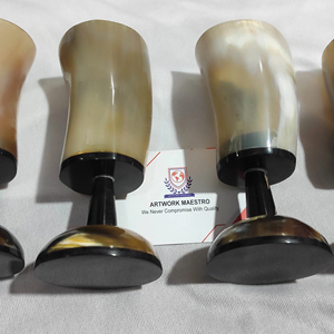 Vaso de Vidrio de Gran Capacidad, 100% Auténtico, Apto para Bebidas Frías como Cerveza Ale, Miel y Vino, Nuevo - Product Image 1