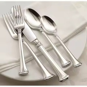 ชุดช้อนส้อมมีดสแตนเลสสตีล ดีไซน์ทันสมัย สำหรับโต๊ะอาหาร คอลเลคชั่นพรีเมียมสำหรับห้องครัว - Product Image 2